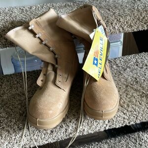 Desert Tan Belleville Steel-Toed Hot Weather Boots- Never Worn